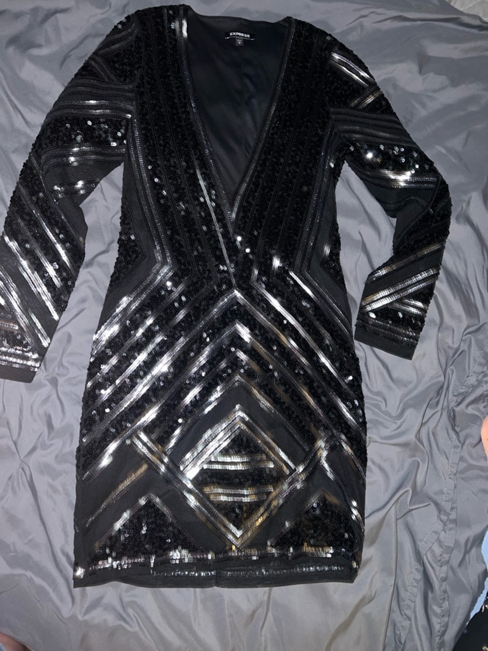 Express Black Sequin Long Sleeve V-Neck Dress